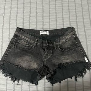 One teaspoon black shorts size 27 US woman’s
